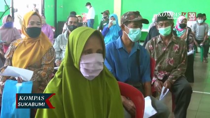 Pemda Cianjur Salurkan Bansos untuk Warga
