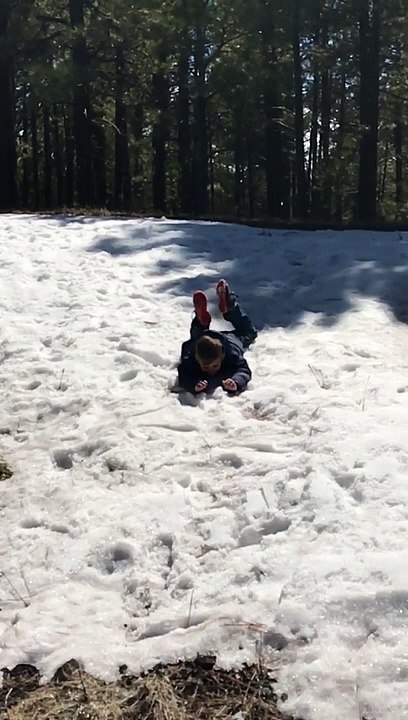 2020 03 17 15 32 33 Snowball Fight