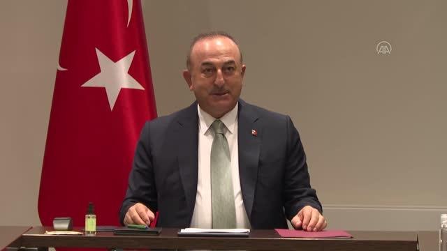 Son dakika haber | Bakan Çavuşoğlu, Finlandiya'da vatandaşlarla bir araya geldi