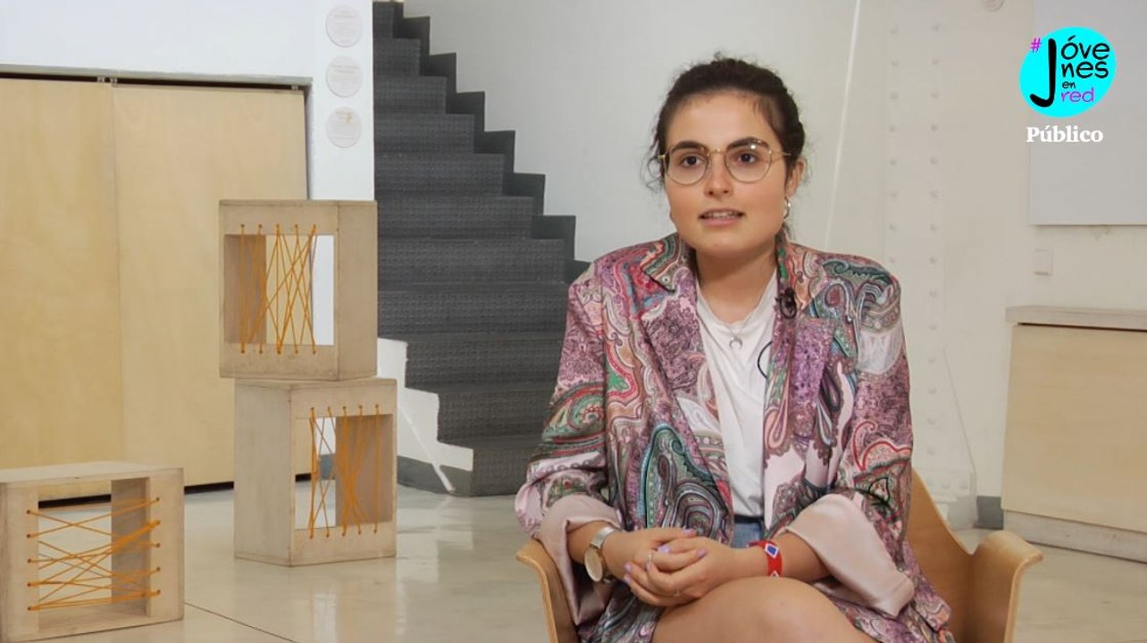 Lucía, contratada como becaria sin remuneración: "Te llaman becario para maquillar el trabajo que haces"