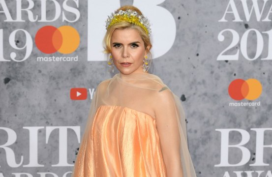 Paloma Faith lança linha de produtos para casa a preços acessíveis