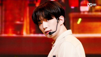 옴므파탈 매력 '2PM'의 '해야 해' 무대