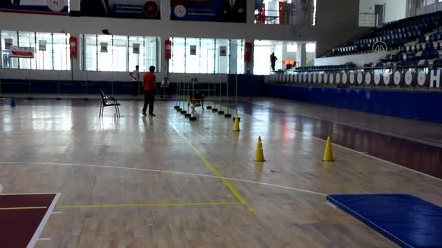 Öğrenciler spor lisesine girmek için kıyasıya yarıştı