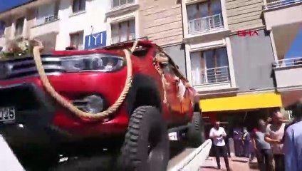 Gelini almaya böyle gitti