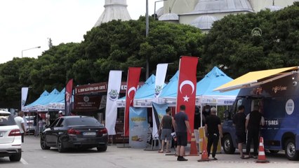EDİRNE - Kapıkule'den 1 Haziran'dan bu yana 400 binin üzerinde gurbetçi Türkiye'ye giriş yaptı
