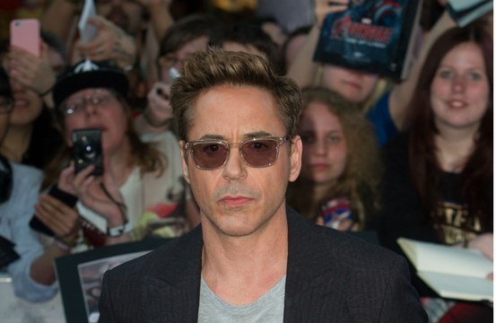 Robert Downey Jr. rend hommage à son père après son décès : C'était un réalisateur hors norme