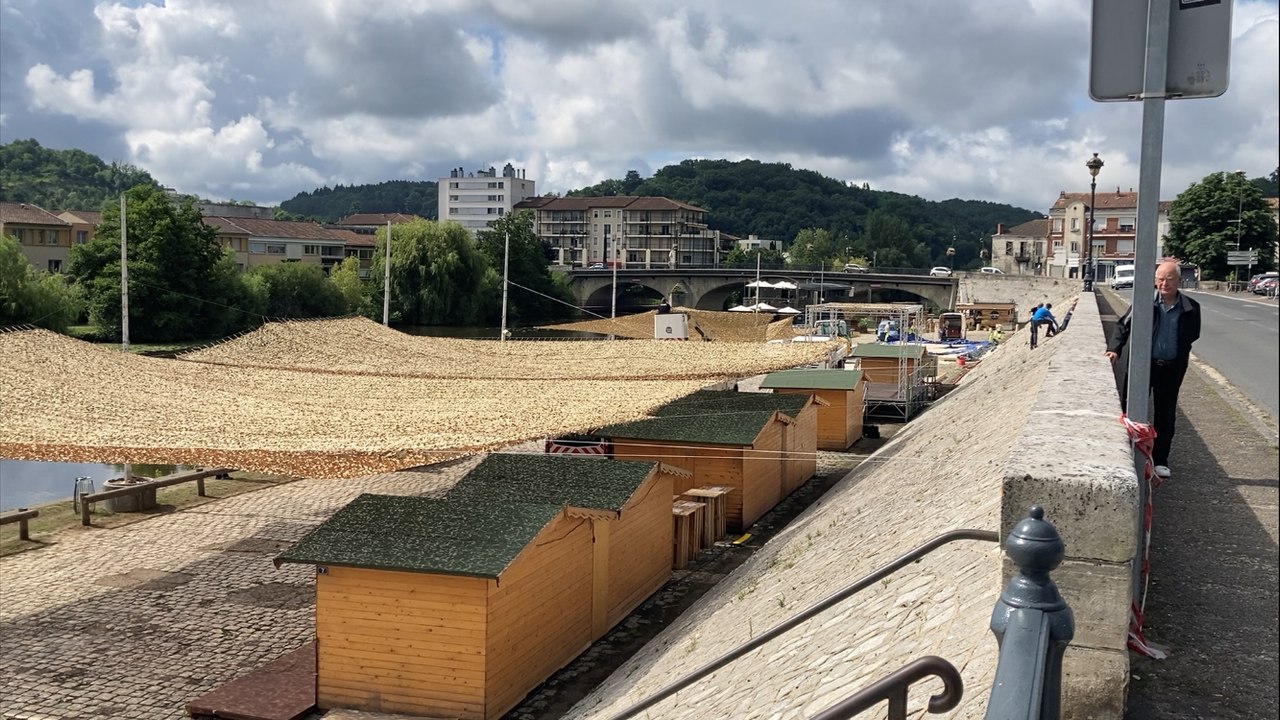 Pétanque, beach-volley, canoë : les quais de Périgueux se transforment pour l'été