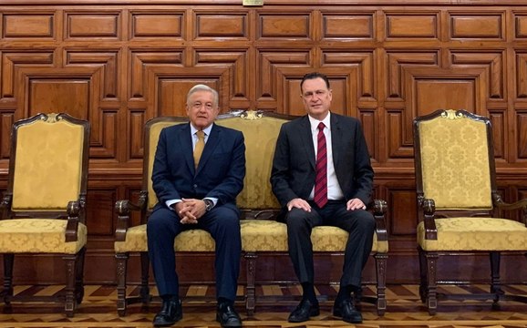 AMLO se reúne con gobernadores electos de Nuevo León y Querétaro