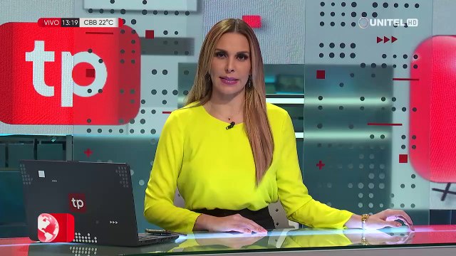 Vehículos mal parqueados generan tráfico y molestia entre conductores y peatones