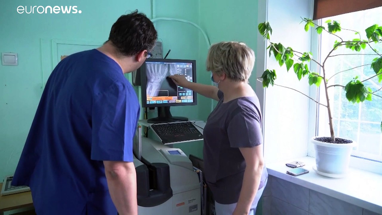 Russischer Arzt schwört auf fünf implantierte Chips