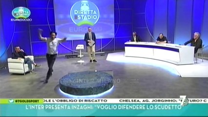 TRAMONTANA INTERROMPE CHIRICO E GLIELA CANTA DI NUOVO.