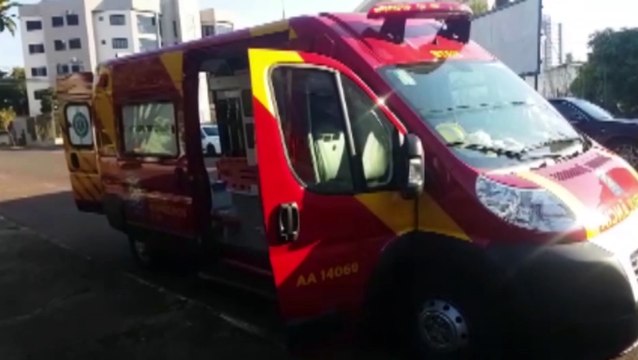 Idosa de 83 anos sofre queda dentro de ônibus e precisa do socorro do Siate na Rua Nereu Ramos