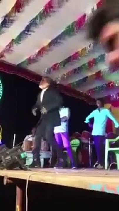 Duplicate Rajinikanth tries to pull off stunt in viral video. It doesn't end well