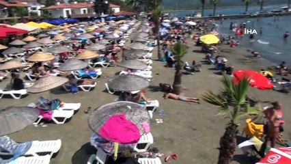 Denizi görünce virüsü unuttular