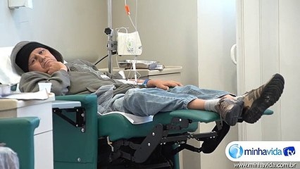 Câncer: por que o cabelo e os pelos caem com a quimioterapia?