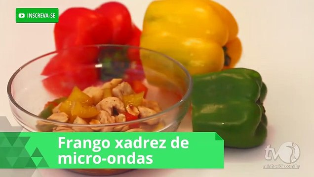 Frango xadrez de micro-ondas: uma receita para uma refeição prática e pouco calórica