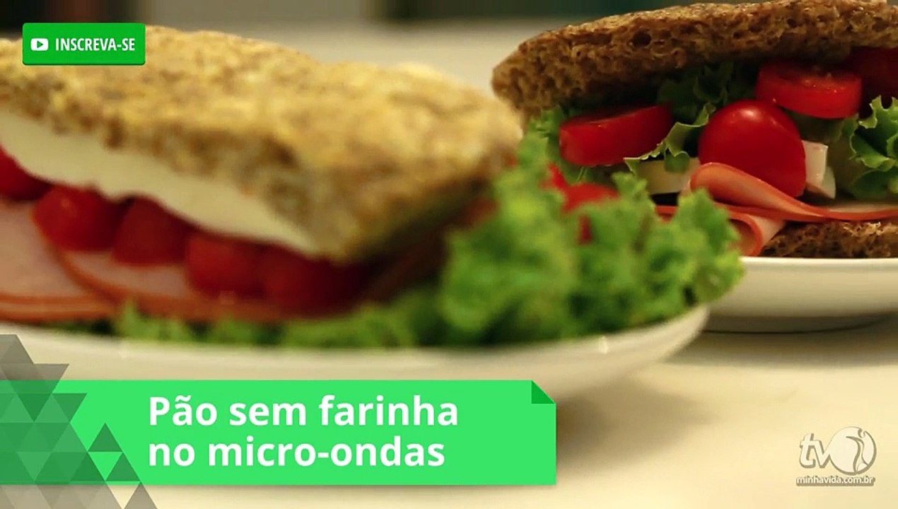 Pão funcional no micro-ondas: receita com chia e aveia fica pronta em poucos minutos