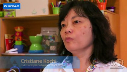 Qual a relação entre a puberdade precoce e o crescimento da criança?