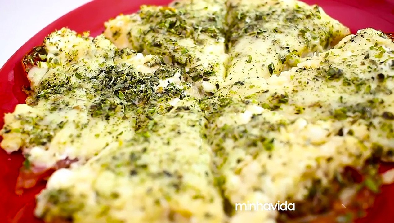 Pizza light de frango: experimente esta receita prática e saborosa