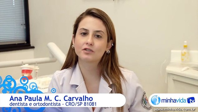 Qual a diferença entre tártaro e placa bacteriana? - Dúvidas de saúde bucal