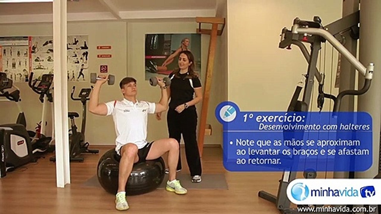 Treino de musculação: exercícios abdominais