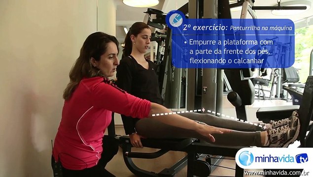 Treino de musculação: exercícios para panturrilha, braços e abdominal