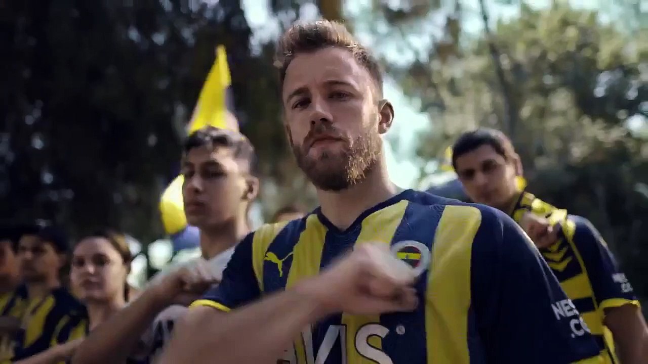 Fenerbahçe, yeni sezon formalarını tanıttı