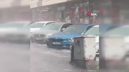 Sarıkamış'ta sağanak yağış ve dolu vatandaşlara zor anlar yaşattı