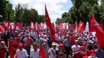 Los reformistas parten como favoritos en las legislativas de Moldavia