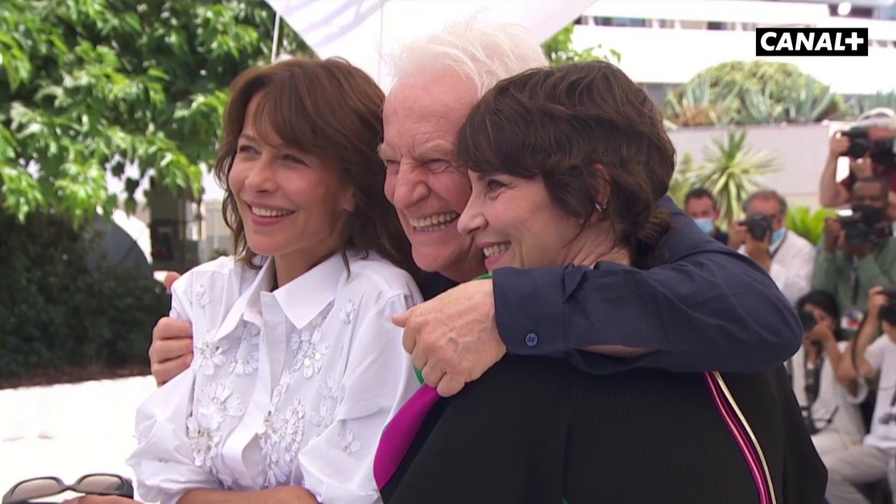 Le Photocall de l'équipe du film Tout s'est bien passé - Cannes 2021
