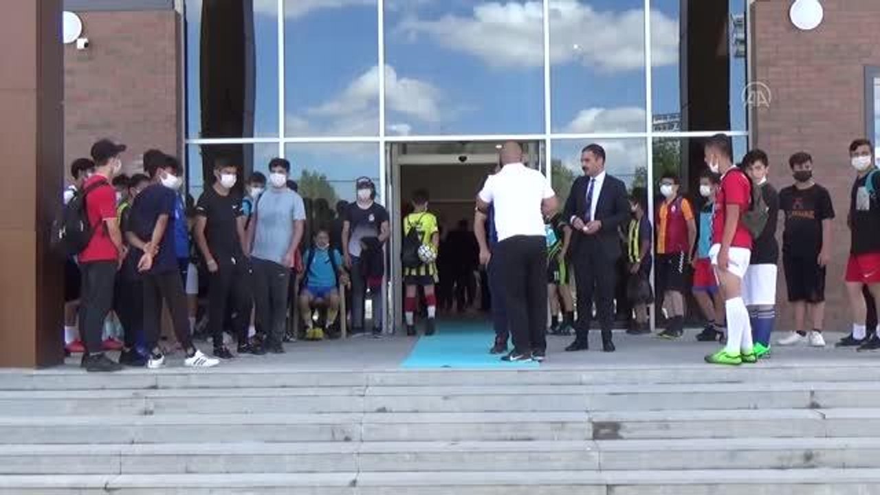 Kahramankazan'daki gençlik merkezi için protokolü imzalandı