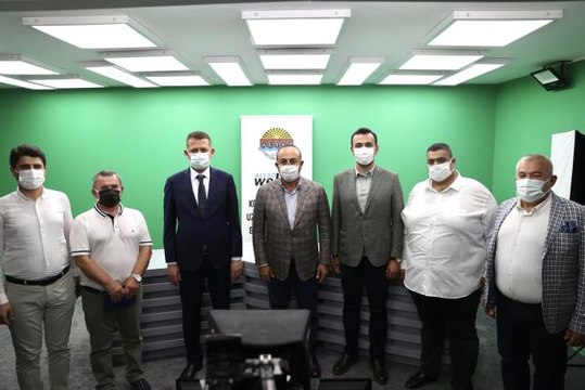 Son dakika... Dışişleri Bakanı Mevlüt Çavuşoğlu, Antalya'da iki ambulansın devir törenine katıldı