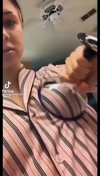 Ils essayent de trouver un ustensile qui est à la bonne taille pour leurs parties intimes !