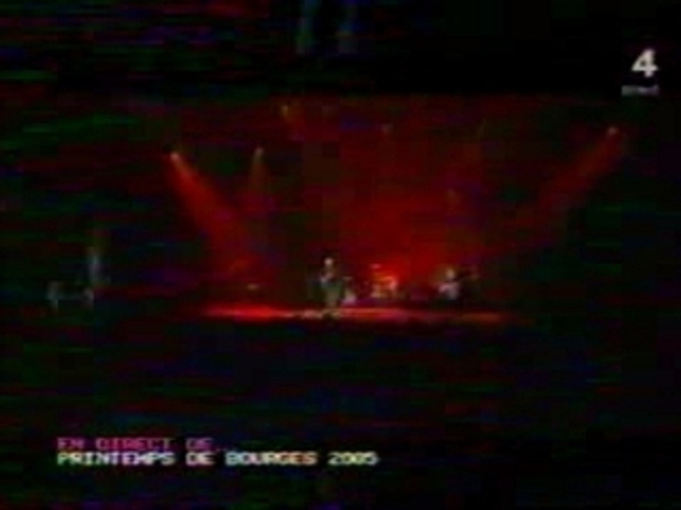 DE PALMAS à Bourges elle danse seule