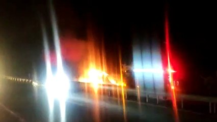 İzmir yolu alev alev oldu