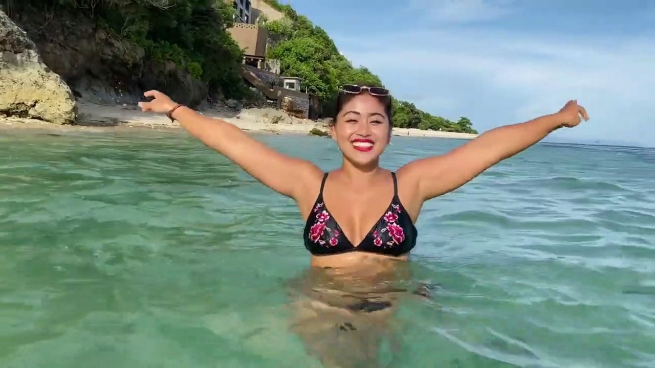 KARANG BOMA BEACH MENIKMATI AKHIR TAHUN DI PANTAI TERSEMBUNYI YANG ADA DI PULAU BALI.