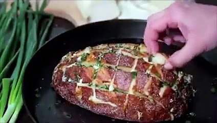 Taze soğanlı, kaşarlı ekmek yapılışı