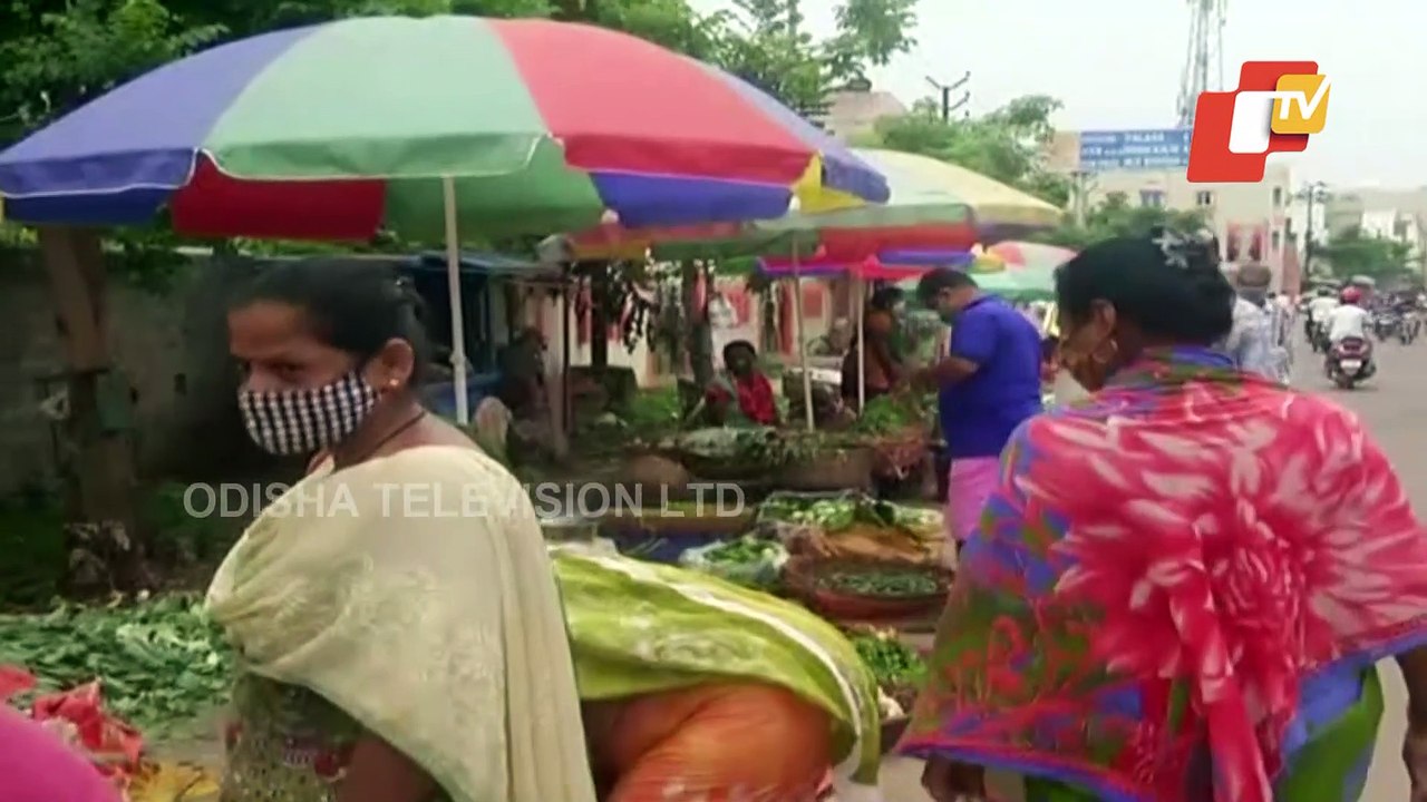 Berhampur Market Witnesses Moderate Footfall Af...