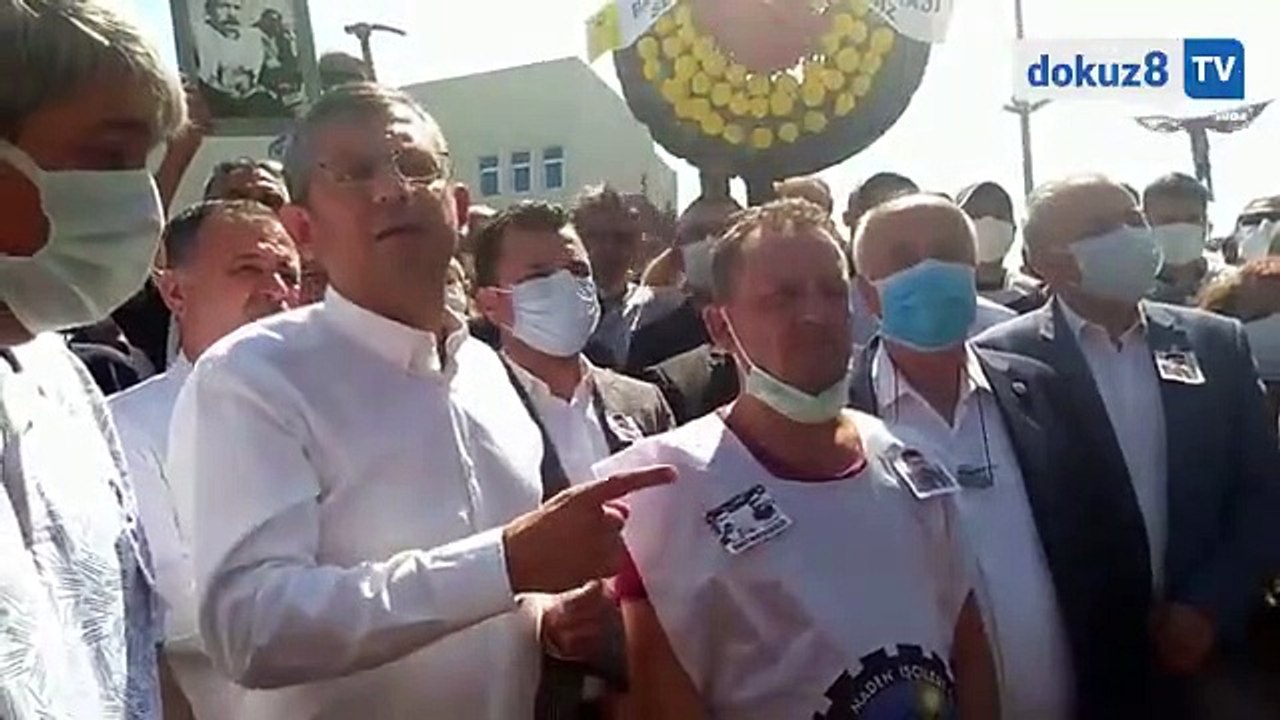 Özgür Özel, madencilerin cenaze töreninde konuştu