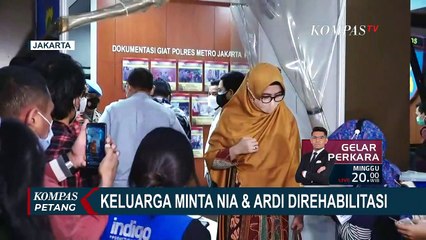 Video herunterladen: Pengacara Nia Ramadhani dan Ardi Bakrie Ajukan Rehabilitasi pada Polisi