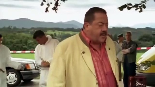 Die Rosenheim Cops - Staffel 8 Folge 12 - Eine tödliche Partie