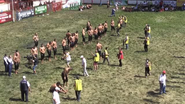 660. Tarihi Kırkpınar Yağlı Güreşleri Başpehlivanlık 2. Tur Güreşleri yapıldı