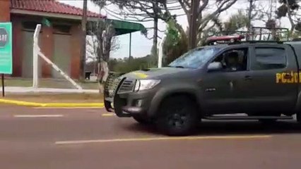 Equipes da Polícia do Exército e IML chegam ao 33º Batalhão de Infantaria Mecanizado