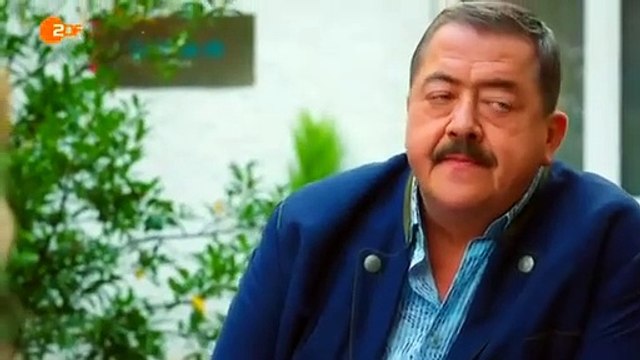 Die Rosenheim Cops - Staffel 15 Folge 10 - Der Weihnachtsmann ist tot