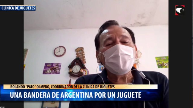 Una bandera de argentina por un juguete