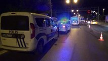 Gaziantep’te direğe çarpan otomobil ikiye ayrıldı: 1 ölü