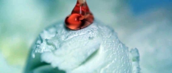 طريقة عمل الآيس كريم بثلاث مكونات