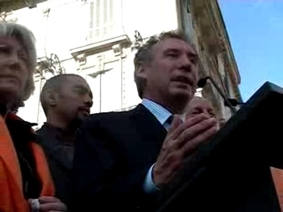 François Bayrou à Marseille pour les municipales 2008