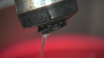 늑장대응 후 사흘째 단수 사태...무더위 속 춘천시민 '분통' / YTN