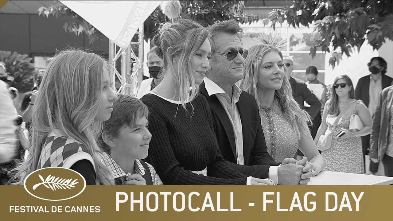 FLAG DAY - PHOTOCALL - CANNES 2021 - VF